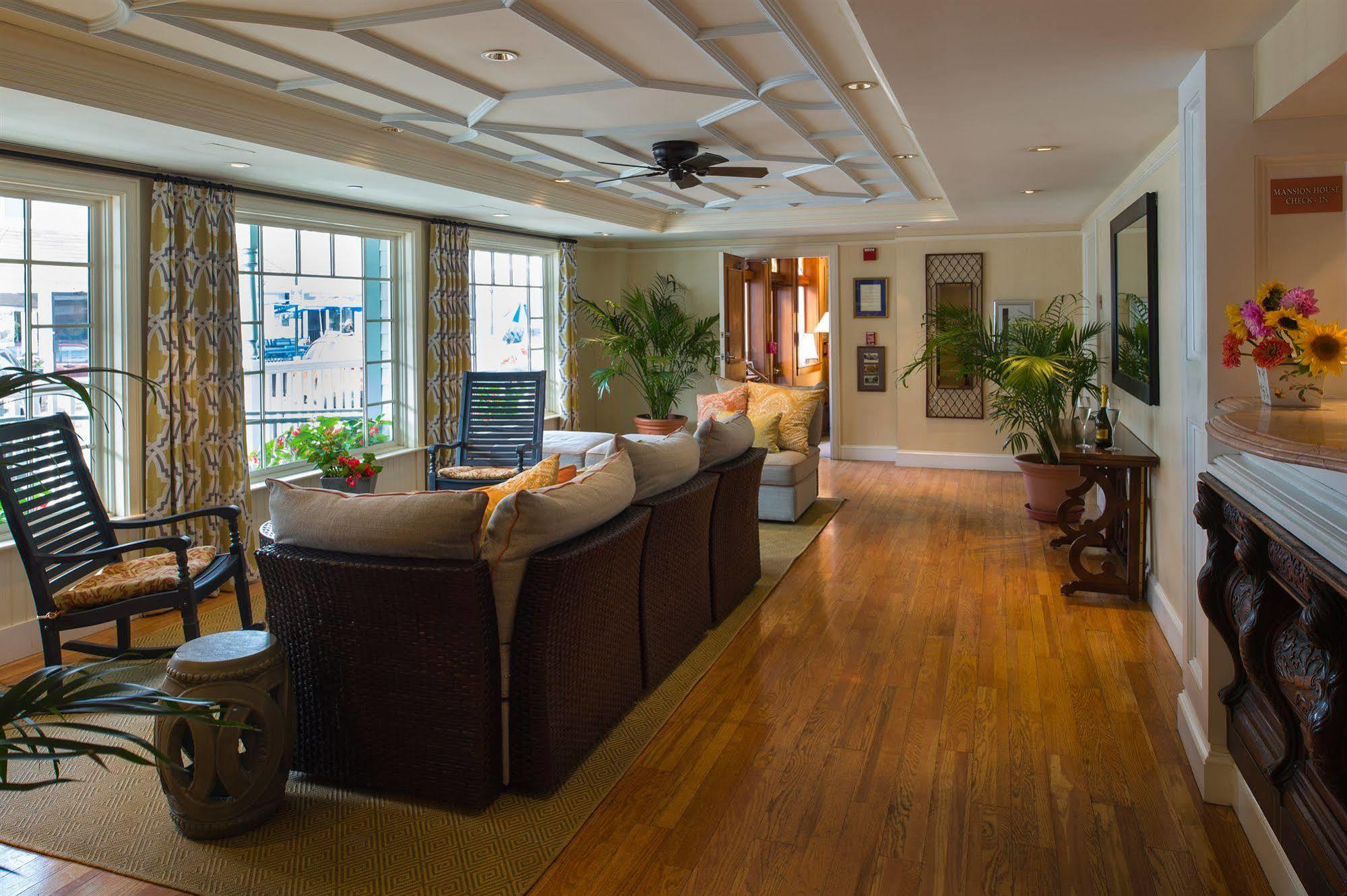 Mansion House Inn Vineyard Haven Exteriör bild